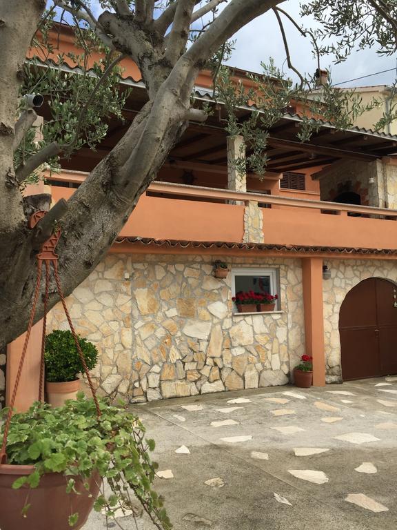 Guesthouse Tariba Супетарська Драґа Екстер'єр фото