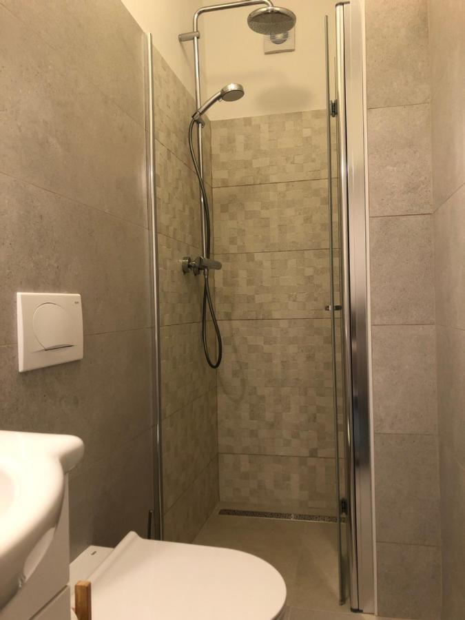 Guesthouse Tariba Супетарська Драґа Екстер'єр фото